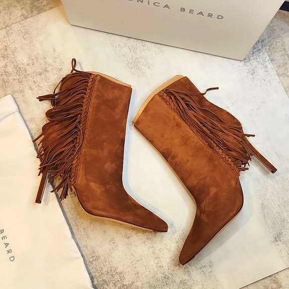 NIB Veronica Beard Nyomi Fringed Suede Heeled Booties - Picture 6 of 8